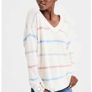 AE Stripped V Neck Sweater